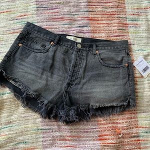 Free People We the Free Mid-Rise Denim Shorts Washed Black Sz 30 NWT